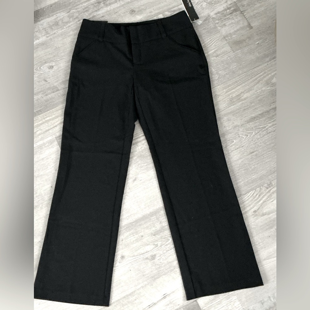 Daisy Fuentes Womens Black Straight Mid Rise Favorite Fit Pants